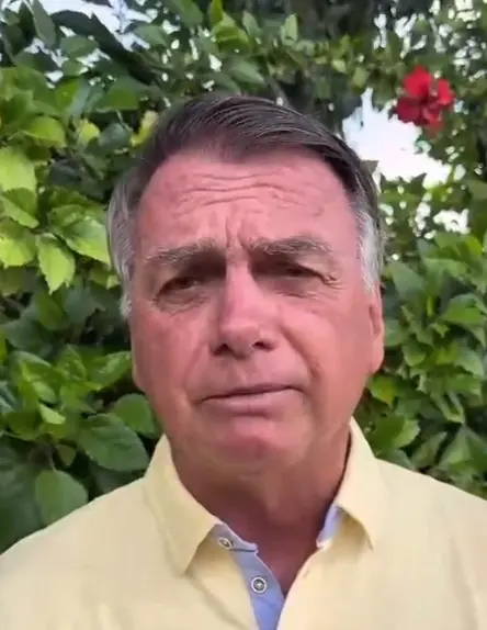 "Contudo, eu gostaria, embora não possa obrigar, que os governadores dissessem: 'Por que Bolsonaro está inelegível? Essas acusações são válidas?'", afirmou (Foto: Instagram)