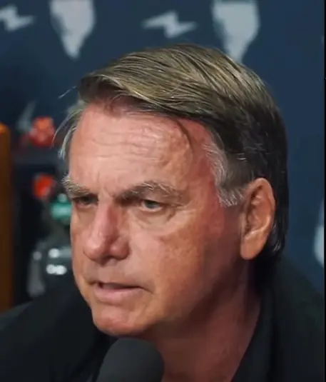 Ele responde por crimes como tentativa de abolição violenta do Estado Democrático de Direito, golpe de Estado, dano qualificado, deterioração de patrimônio público tombado e organização criminosa armada (Foto: Youtube)