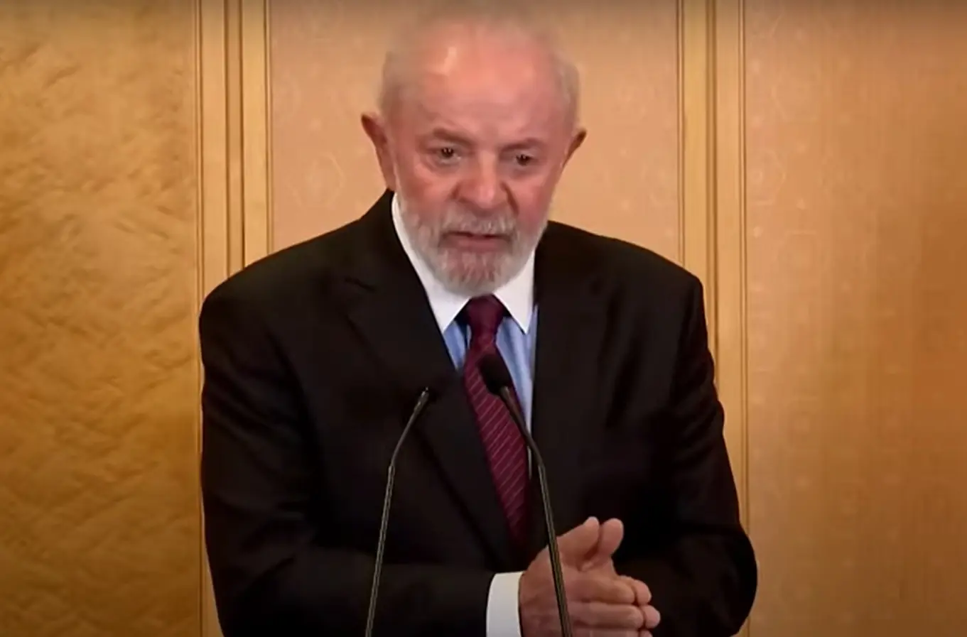 "É por isso que eu não me conformo com a chamada taxação que o presidente dos Estados Unidos tentou impor ao planeta Terra do dia para a noite, porque o multilateralismo depois da 2ª Guerra Mundial foi o que garantiu todos esses anos de harmonia entre os Estados. Não foi o protecionismo", disparou (Foto: Youtube)