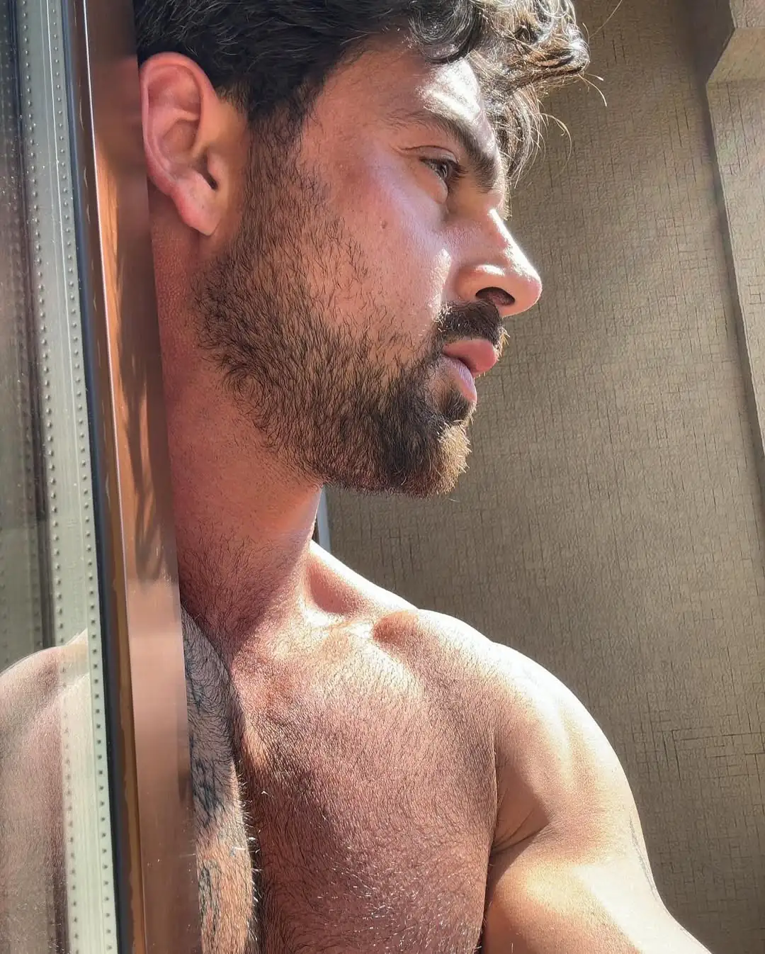 Morrone foi questionado sobre o beijo gay no terceiro filme da franquia e respondeu de maneira direta. (Foto: Instagram)